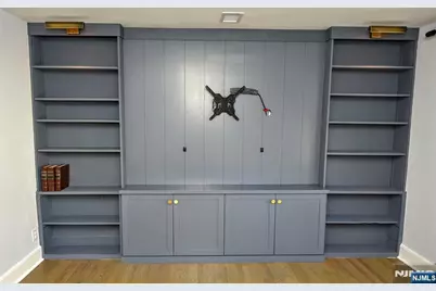 12-64 Burbank Street, Fair Lawn, NJ 07410 - Photo 8