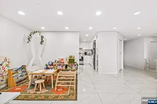 427 Harmon Cove Tower, Secaucus, NJ 07094 - Photo 12