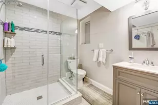 194 Delmar Ave, Glen Rock, NJ 07452 - Photo 10