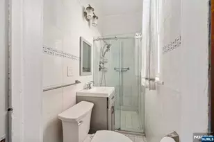 229-235 Ballantine Pkwy, Newark, NJ 07104 - Photo 38