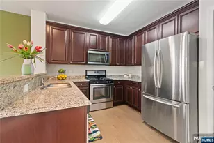 43 Wesmont Dr 1712, Wood Ridge, NJ 07075 - Photo 8