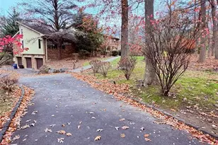 11 Sherwood Ct, Alpine, NJ 07620 - Photo 2