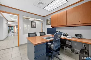 55 Paramus, Paramus, NJ 07652 - Photo 8