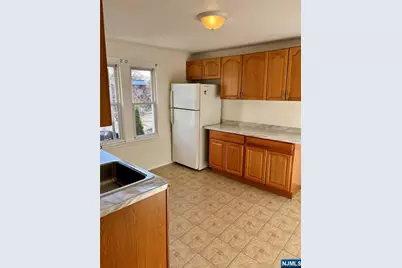 145-149 Brighton Avenue 2nd Floor #2nd Floor, Belleville, NJ 07109 - Photo 4