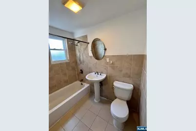 145-149 Brighton Avenue 2nd Floor #2nd Floor, Belleville, NJ 07109 - Photo 12