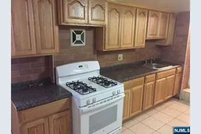 475 Ridge Road 1B #1B, Lyndhurst Township, NJ 07071 - Photo 4