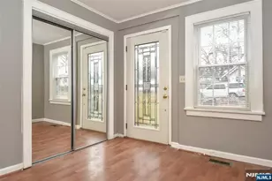 34 Summit Ave, Waldwick, NJ 07463 - Photo 2