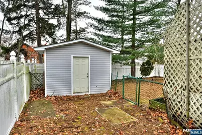 34 Summit Avenue, Waldwick, NJ 07463 - Photo 14