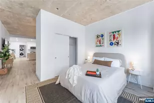 10 Commerce Ct 2E, Newark, NJ 07102 - Photo 10