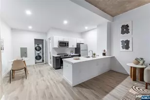 10 Commerce Ct 2E, Newark, NJ 07102 - Photo 1