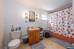 88 Avenue B, Haledon, NJ 07508 - Photo 18