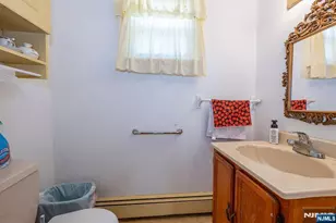 88 Avenue B, Haledon, NJ 07508 - Photo 14