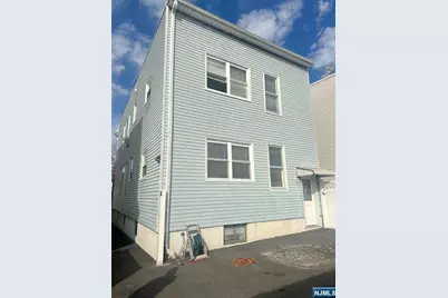 250-252 Highland Avenue 2nd Fl #2nd Fl, Kearny, NJ 07032 - Photo 2