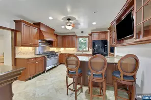 80 Prospect Ave, Woodcliff Lake, NJ 07677 - Photo 10