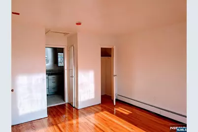 1599 Bergen Boulevard 7 #7, Leonia, NJ 07605 - Photo 4