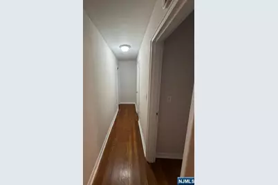 26-02 High Street F #F, Fair Lawn, NJ 07410 - Photo 8