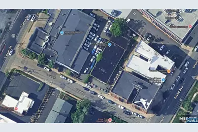 31 Garrett Place, Englewood, NJ 07631 - Photo 2