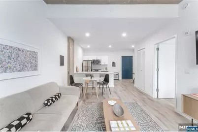 10 Commerce Court 2A #2A, Newark, NJ 07102 - Photo 8