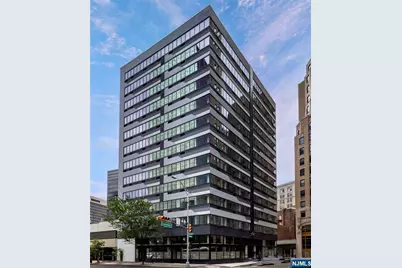 10 Commerce Court 10J #10J, Newark, NJ 07102 - Photo 14