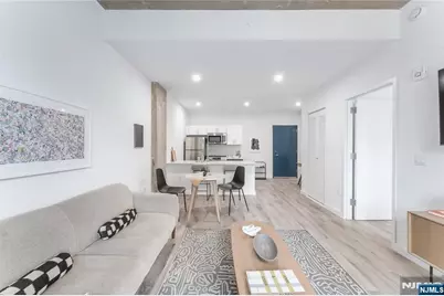 10 Commerce Court 10J #10J, Newark, NJ 07102 - Photo 8
