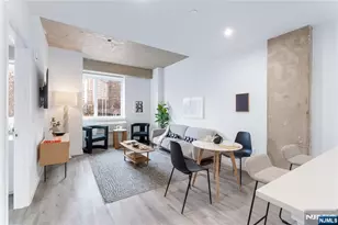 10 Commerce Ct 10J, Newark, NJ 07102 - Photo 4