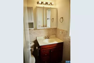 744 Hamilton Avenue 1 #1, Ridgefield, NJ 07657 - Photo 14