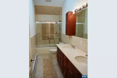 744 Hamilton Avenue 1 #1, Ridgefield, NJ 07657 - Photo 10