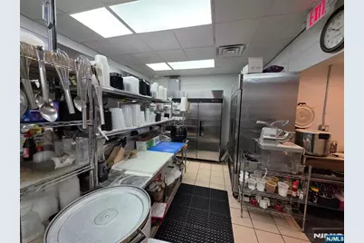 374 Broad Avenue, Leonia, NJ 07605 - Photo 10