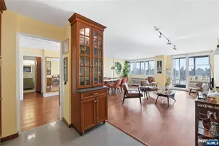 6040 Blvd East 32E, West New York, NJ 07093 - Photo 6