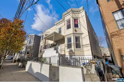 122 18th Street, Union City, NJ 07087 - Photo 2