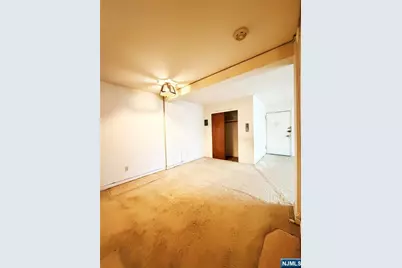 154 Bowers Street 204 #204, Jersey City, NJ 07307 - Photo 16