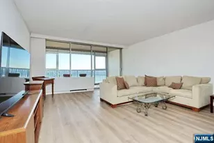 6 Horizon Road 1205, Fort Lee, NJ 07024 - Photo 10