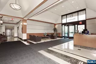 6 Horizon Road 1205, Fort Lee, NJ 07024 - Photo 4