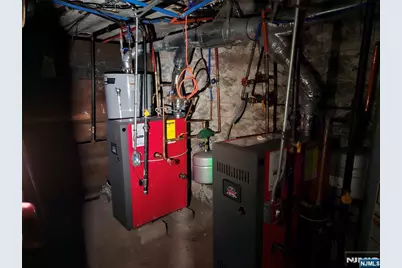 142 Side Avenue, Jersey City, NJ 07305 - Photo 14