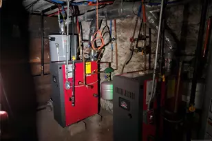 142 Side Ave, Jersey City, NJ 07305 - Photo 14