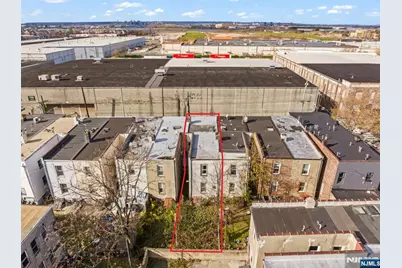 142 Side Avenue, Jersey City, NJ 07305 - Photo 4