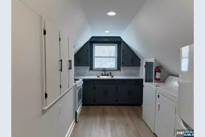 524 N Monroe Street 2 #2, Ridgewood, NJ 07450 - Photo 6