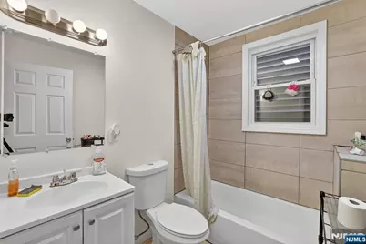 78 Treacy Avenue, Newark, NJ 07108 - Photo 16