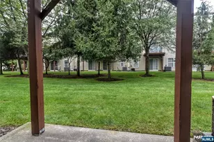 126 Blue Heron Dr, Secaucus, NJ 07094 - Photo 28