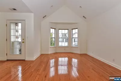 126 Blue Heron Drive, Secaucus, NJ 07094 - Photo 14