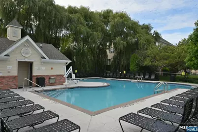 126 Blue Heron Drive, Secaucus, NJ 07094 - Photo 32