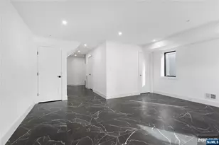 460 Greenmount Ave, Cliffside Park, NJ 07010 - Photo 26