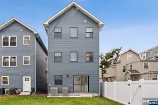 84 Hollywood Ave 1, East Orange, NJ 07018 - Photo 22