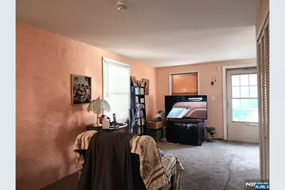 24 Roseland Avenue, Wanaque, NJ 07420 - Photo 6