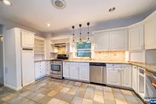 93 Copley Ave, Teaneck Township, NJ 07666 - Photo 8