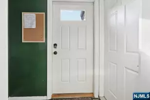 7 Laird Pl, Cliffside Park, NJ 07010 - Photo 6