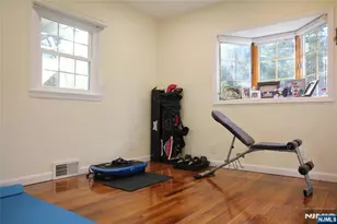 284 Hickory Ave, Tenafly, NJ 07670 - Photo 14