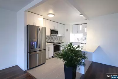 1600 Center Avenue 12C #12C, Fort Lee, NJ 07024 - Photo 16