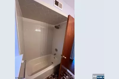 736 William Street 2 #2, Harrison, NJ 07029 - Photo 6