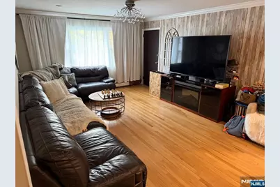 102 Kossuth Street 1 #1, Wallington, NJ 07057 - Photo 4